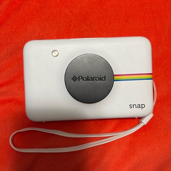 I am selling this slightly used Kodak step digital instant Camera! - Picture 1 of 5